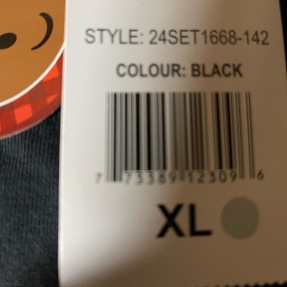 Dear Santa it wasn’t me Christmas T-shirt New NWT - Picture 4 of 6